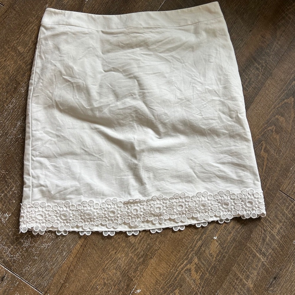 Talbots White Floral Crochet Lace Hem Mini Skirt Size 8 Cotton Blend Side Zip